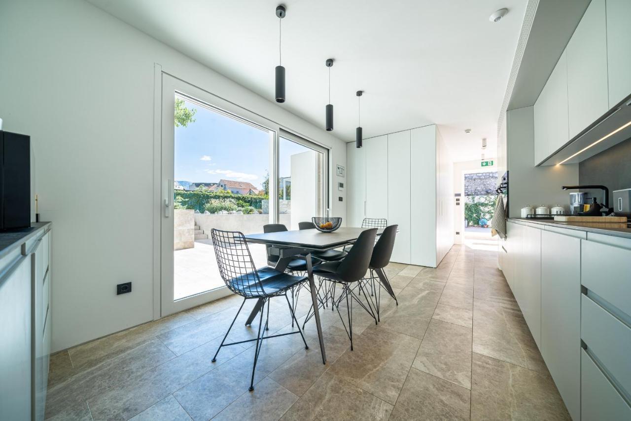 Villa Lastva Тиват Экстерьер фото